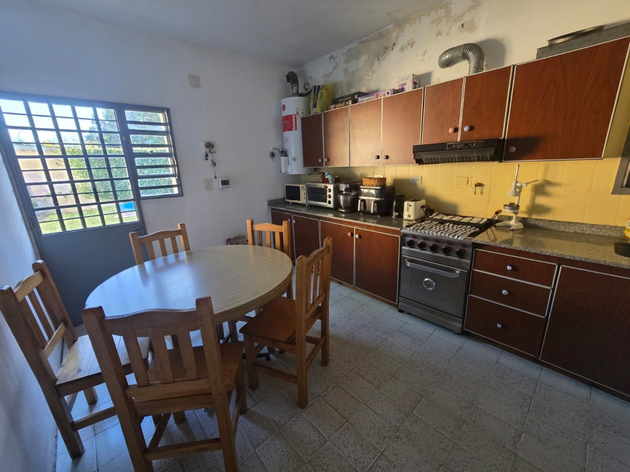CASA DE 3 AMB. C/ GARAGE
