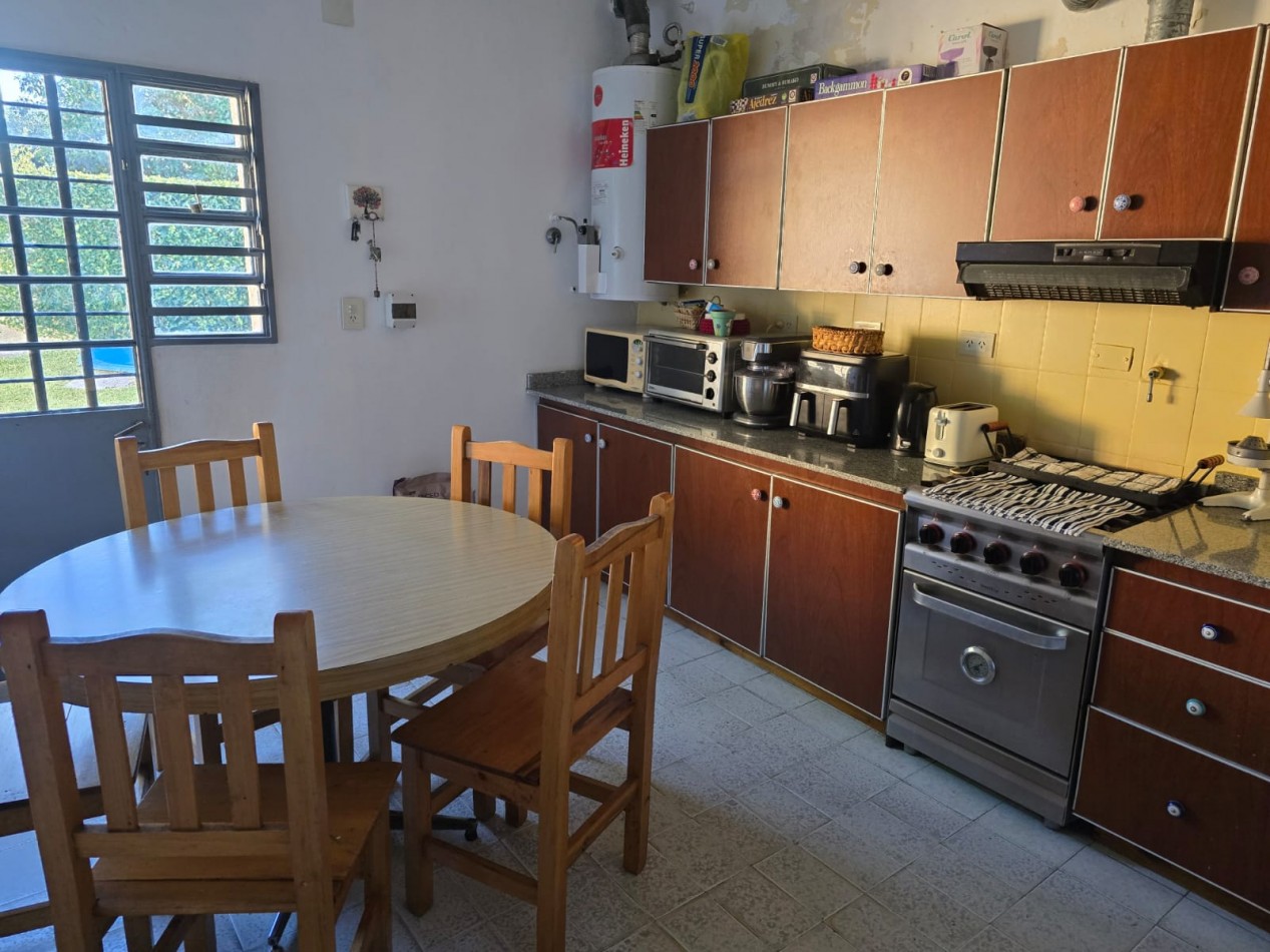 CASA DE 3 AMB. C/ GARAGE