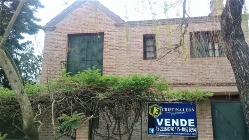 Foto Casa en Venta en Los Polvorines, Buenos Aires - U$D 240.000 - pix19076336 - BienesOnLine