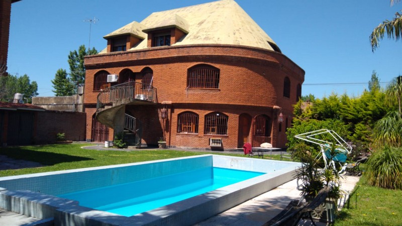 Foto Casa en Venta en Villa De Mayo, Buenos Aires - U$D 480.000 - pix19394336 - BienesOnLine