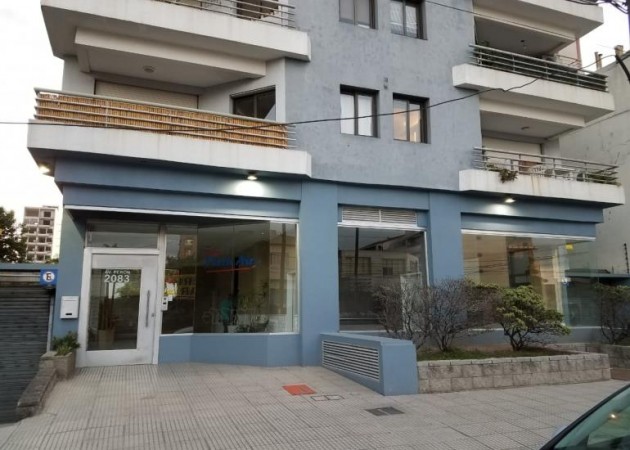 EXCELENTE DEPARTAMENTO SEMI PISO DE 5 AMBIENTES