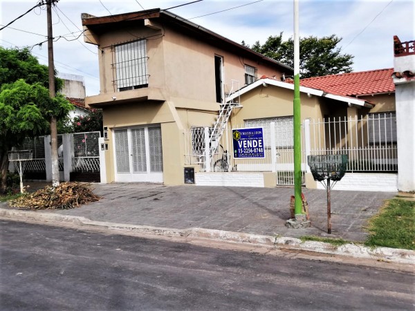 OPORTUNIDAD CHALET 3 AMB. C/GARAGE Y PARQUE YDEPTO. 2 AMB.