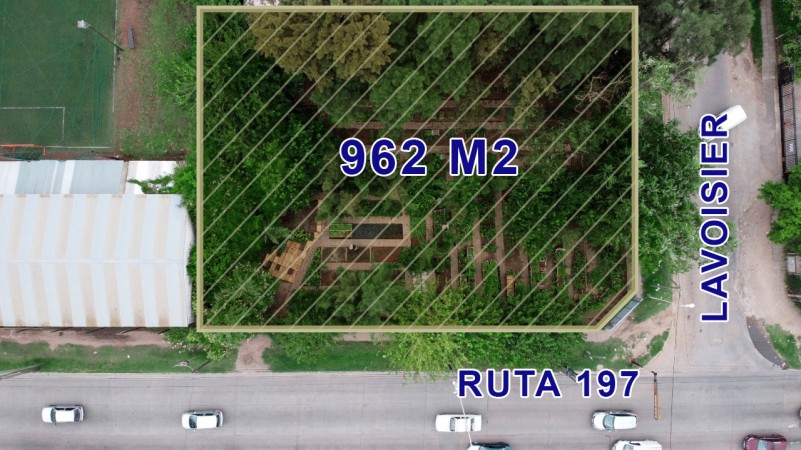 LOTE  ESQUINA 962 M2. SOBRE RUTA 197