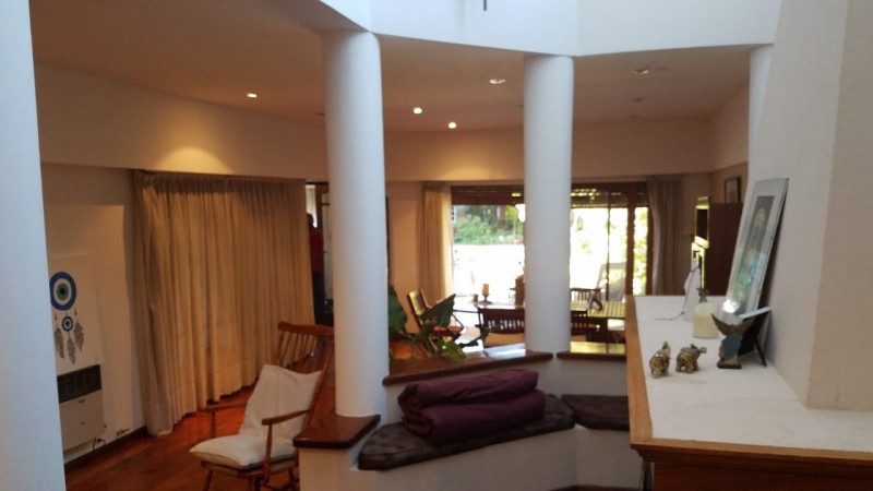 CHALET DE 8 AMB./ PARQUE /PISCINA/CTRO.SAN MIGUEL