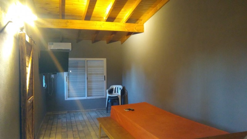 HERMOSO CHALET DE 4 AMB.