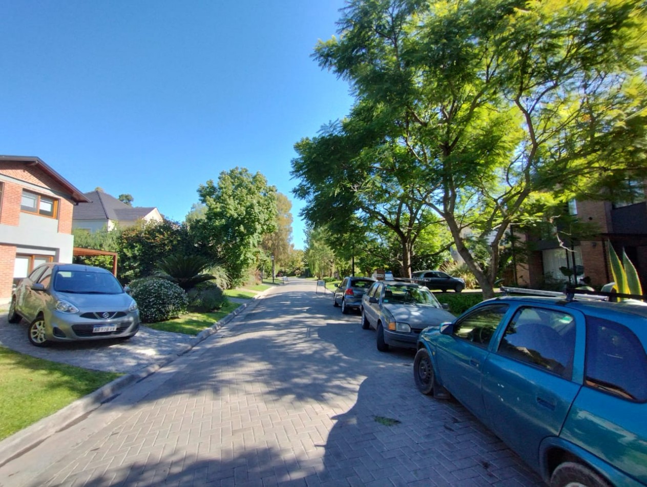 CASA 5 AMB.  ( BARRIO CERRADO  SAN JORGE) DON TORCUATO