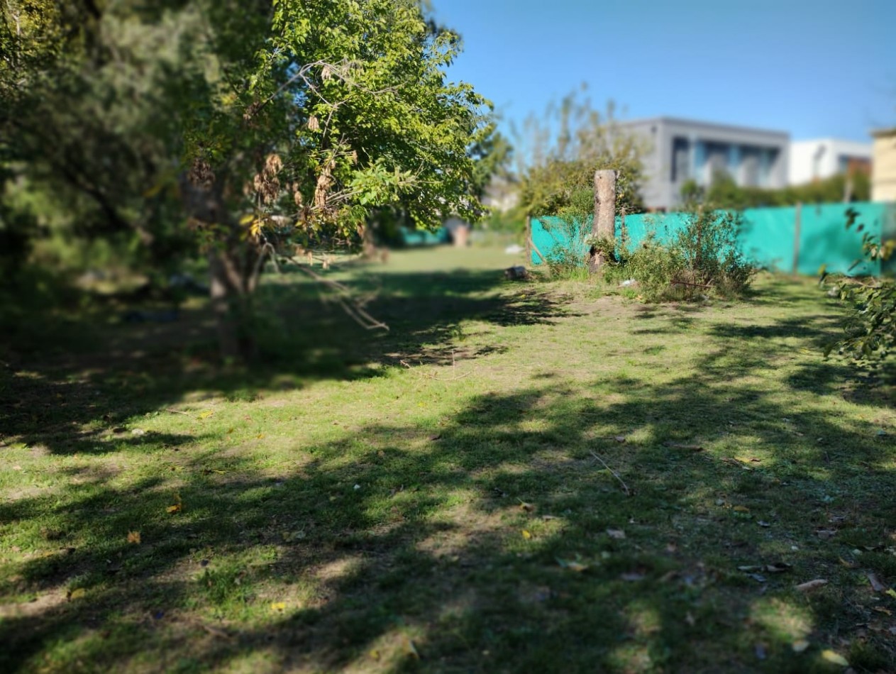 LOTE DE 553 M2. (BARRIO CERRADO MAGNA) 