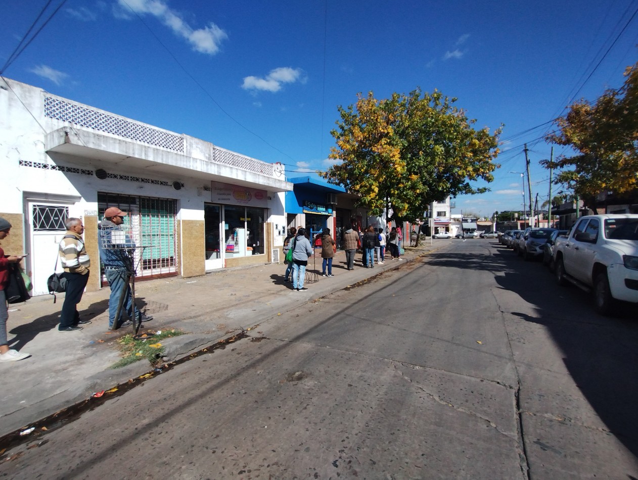 OPORTUNIDAD !!! CONSTRUCCION C/POSIBILIDAD DE AMPLIACION