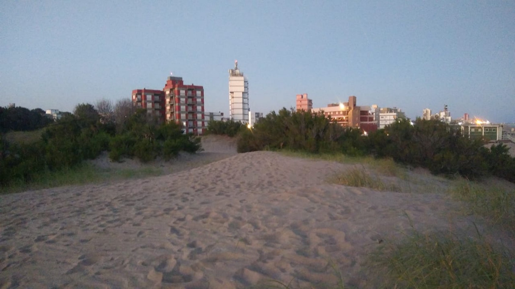 VILLA GESELL     DEPARTAMENTO 3 AMB. A METROS DE PLAYA