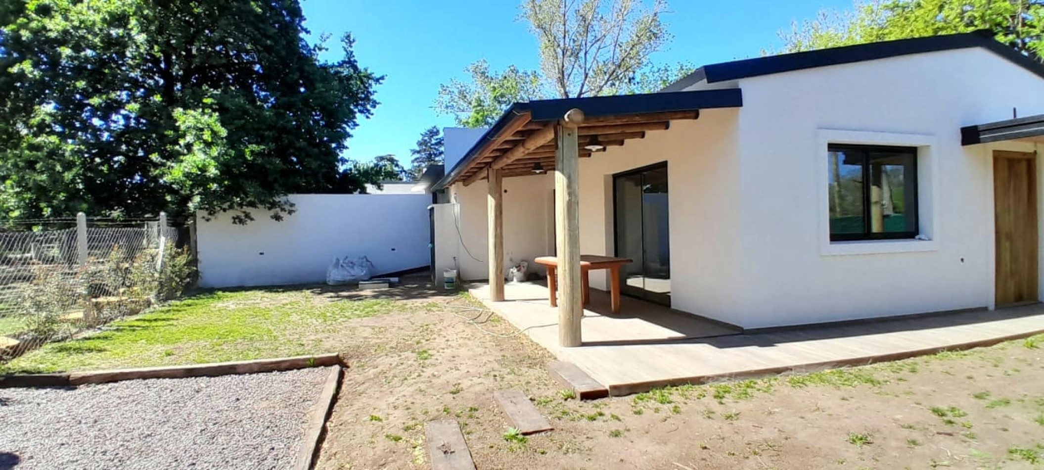 EXCELENTE CASA 3 AMBIENTES A ESTRENAR 