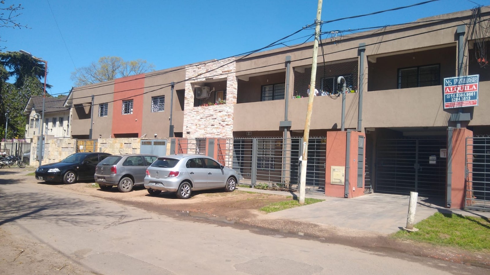 DEPARTAMENTO 2 AMB. C/ COCHERA  (COMPLEJO CERRADO)