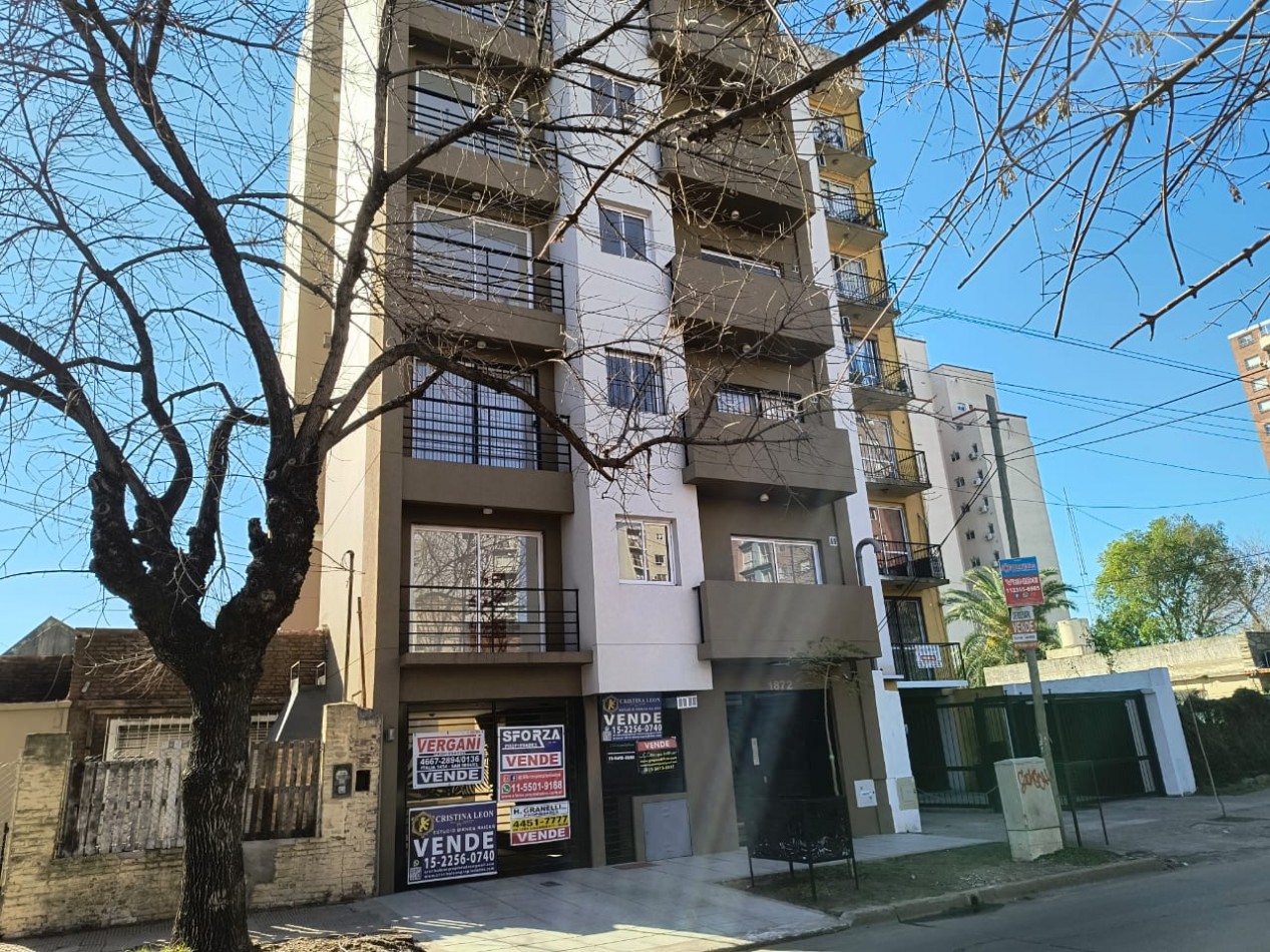 EDIFICIO 2 AM/ A ESTRENAR C/ BALCON Y COCHERA 