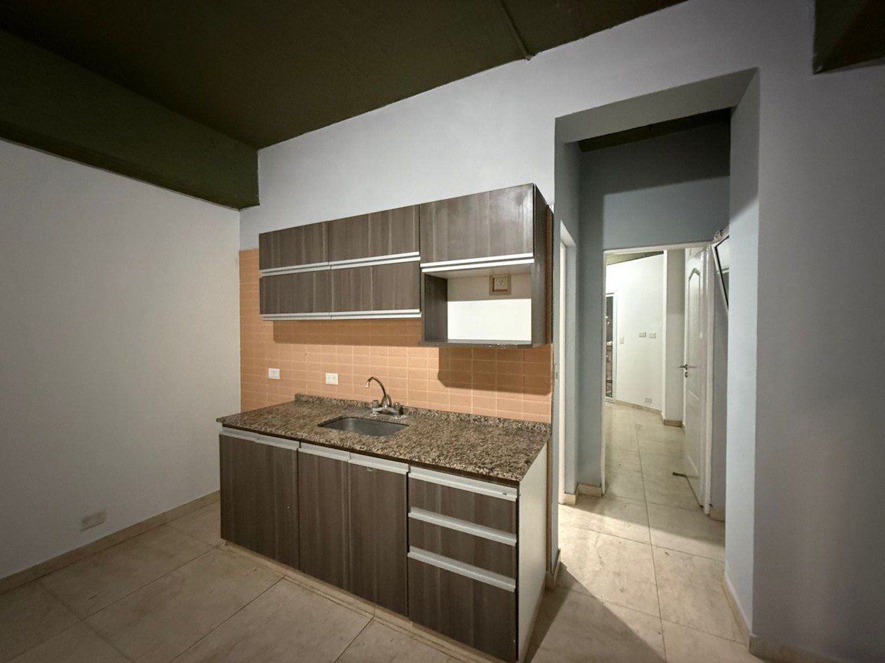 DEPARTAMENTO DE 3 AMB. CON BALCON