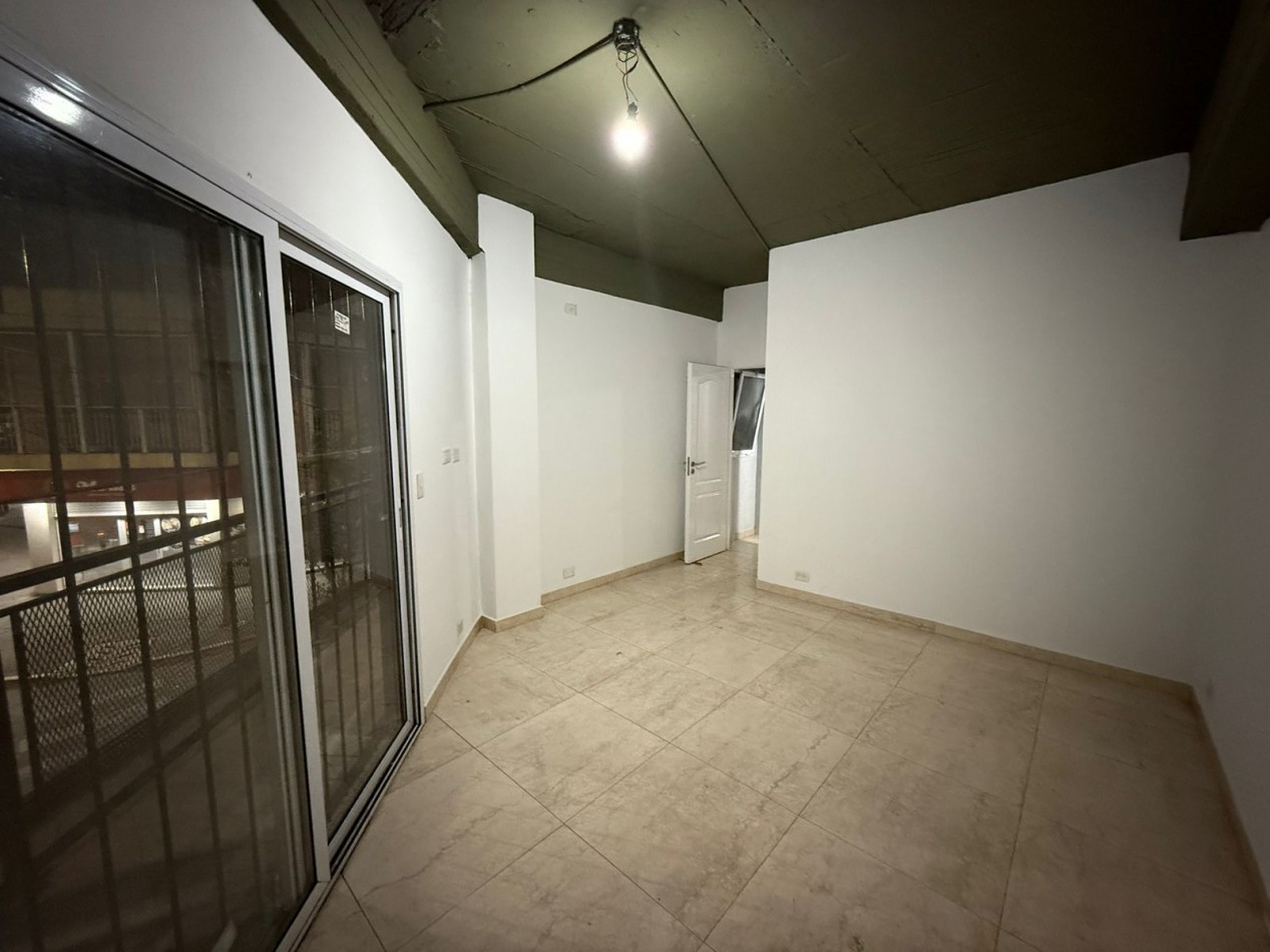 DEPARTAMENTO DE 3 AMB. CON BALCON