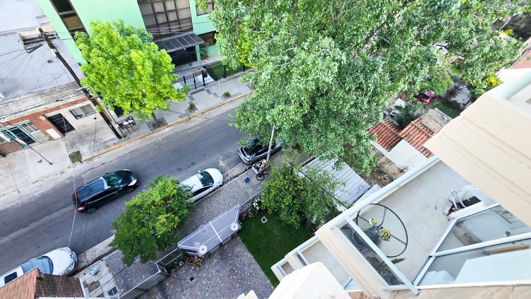 DEPARTAMENTO 2 AMB. C/ BALCON  FTE. SAN MARTIN CTRO.