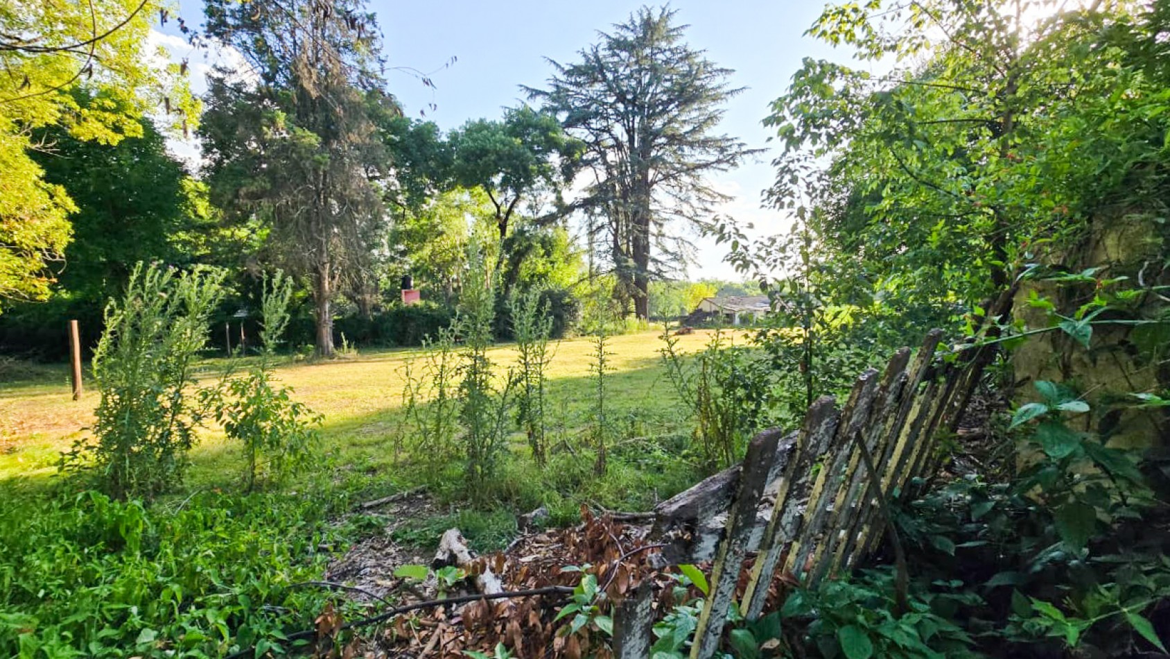 CASA QUINTA LOTE 2000 M2 