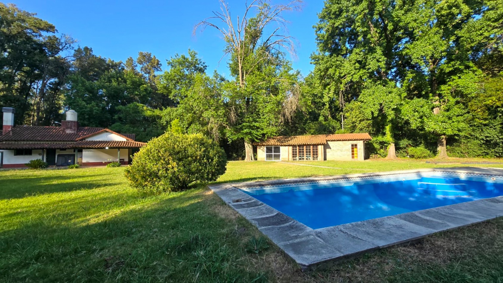 CASA QUINTA LOTE 2000 M2 