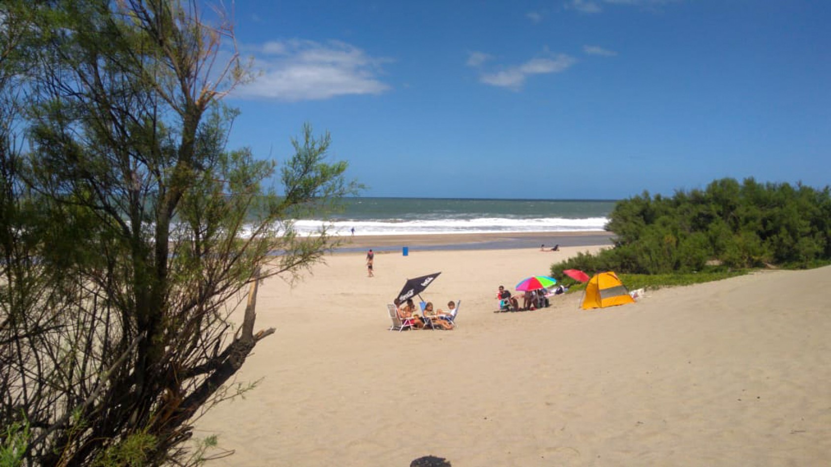 VACACIONES!!! EN VILLA GESELL    DEPTO. 3 AMB. AMPLIOS