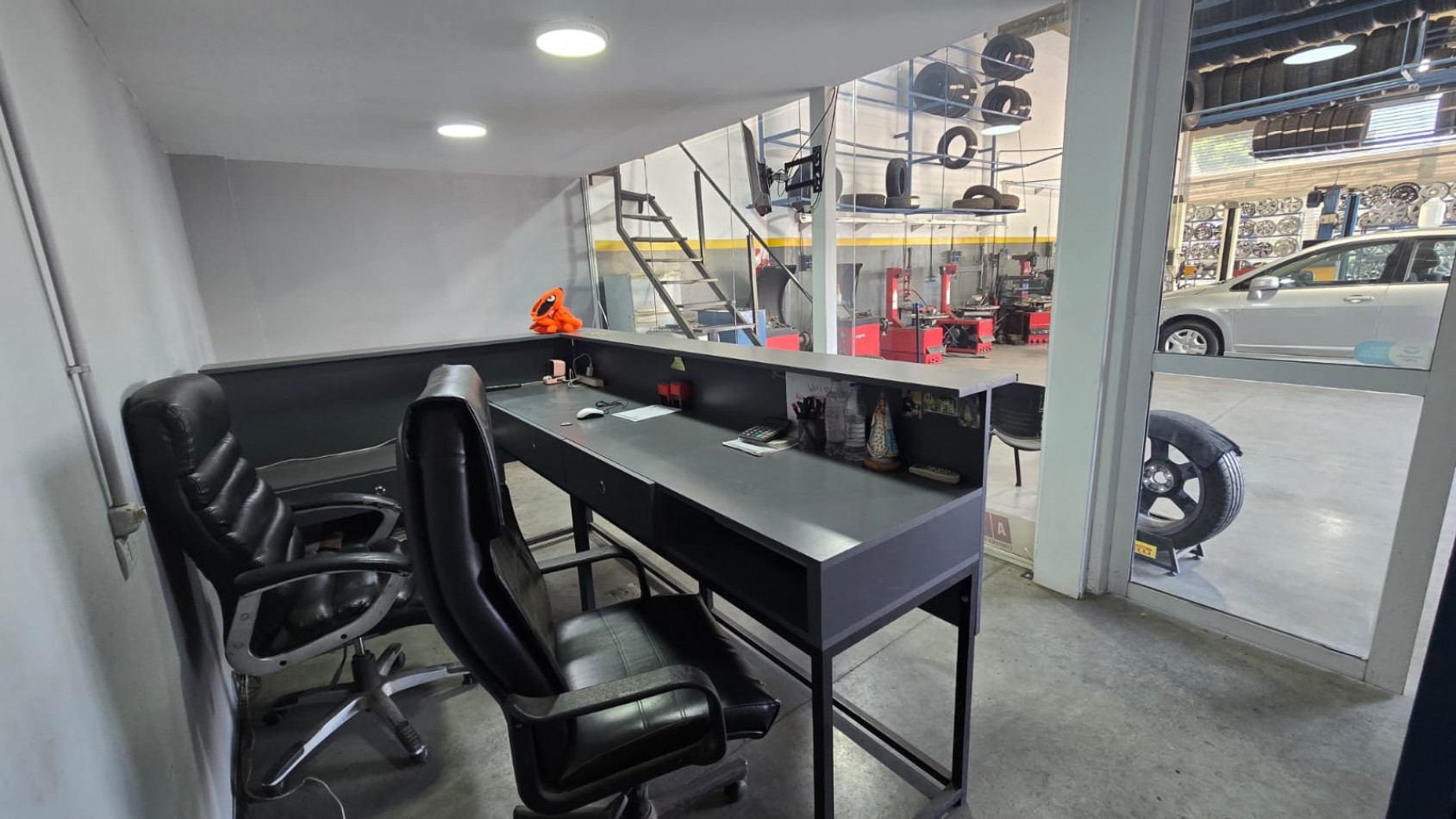 ALQUILER LOCAL 200 M2