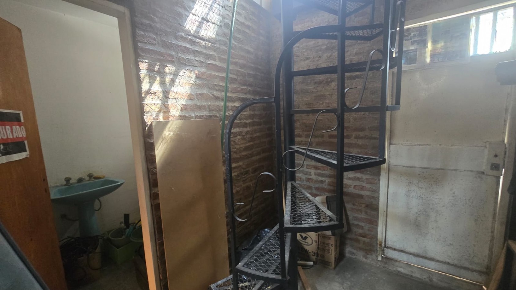 LOCAL 100 M2 C/ ENTREPISO