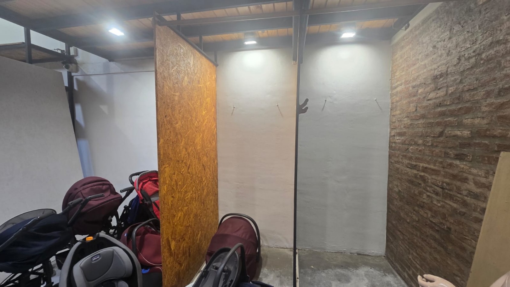 LOCAL 100 M2 C/ ENTREPISO