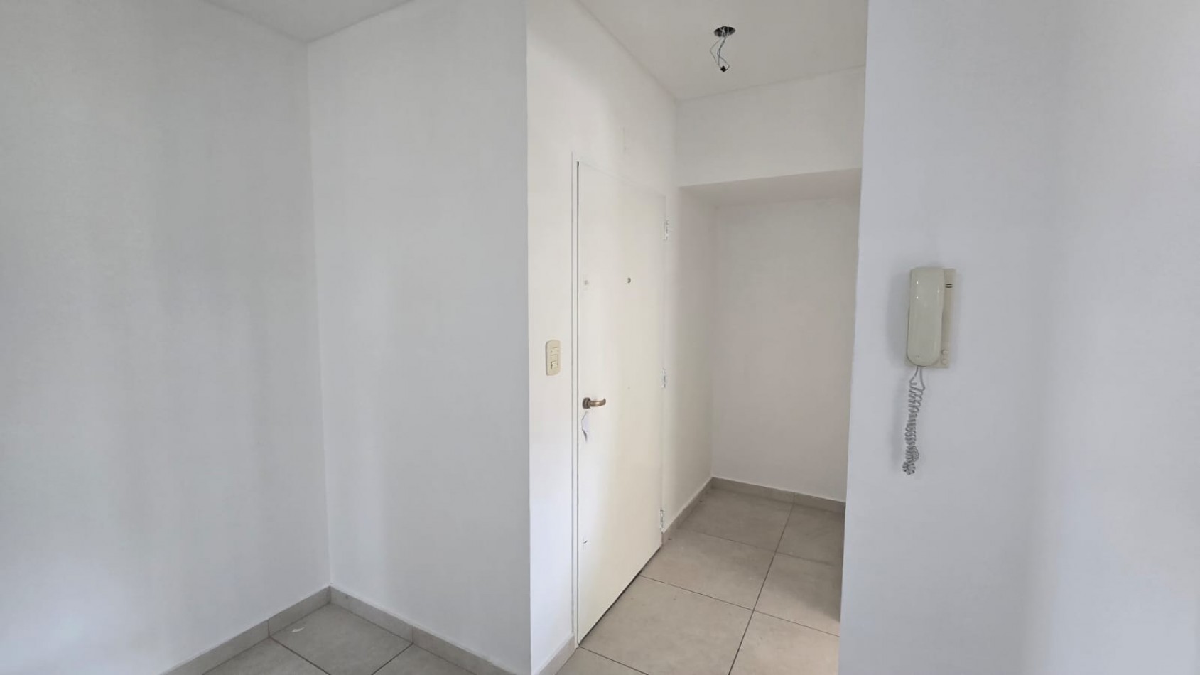 DEPARTAMENTO 2 AMBIENTES C/ BALCON