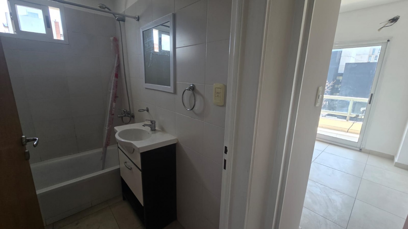 DEPARTAMENTO 2 AMBIENTES C/ BALCON