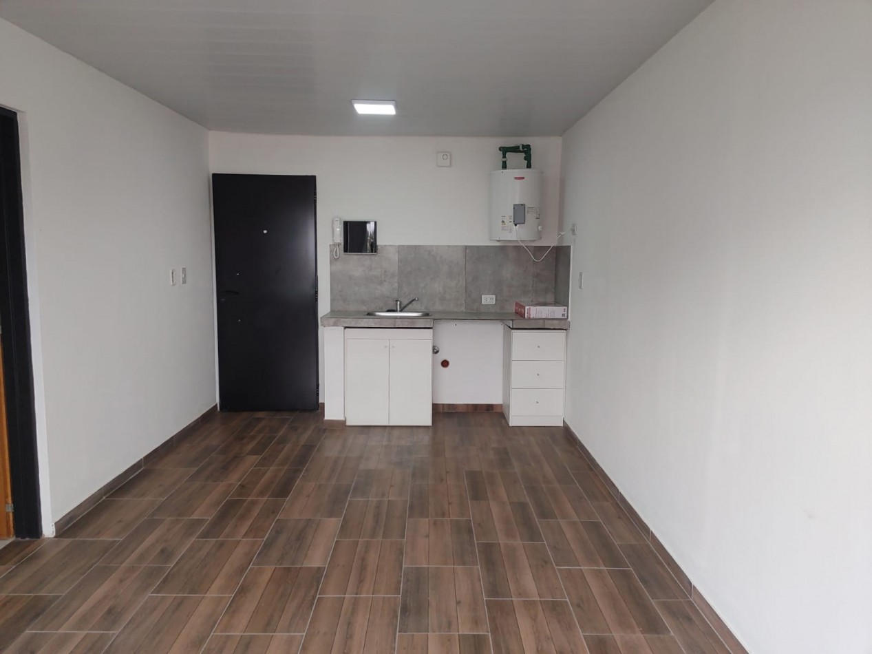 DEPARTAMENTO MONOAMBIENTE CON BALCON, A ESTRENAR