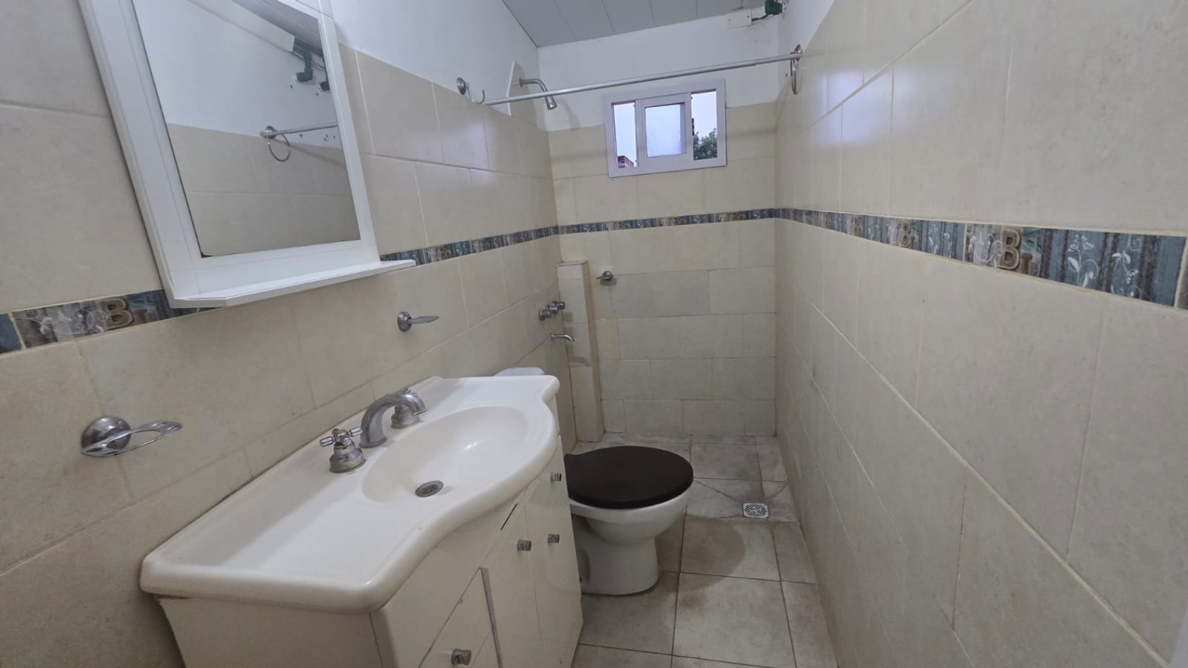 DEPARTAMENTO 2 AMB. 1ER. PISO CON BALCON