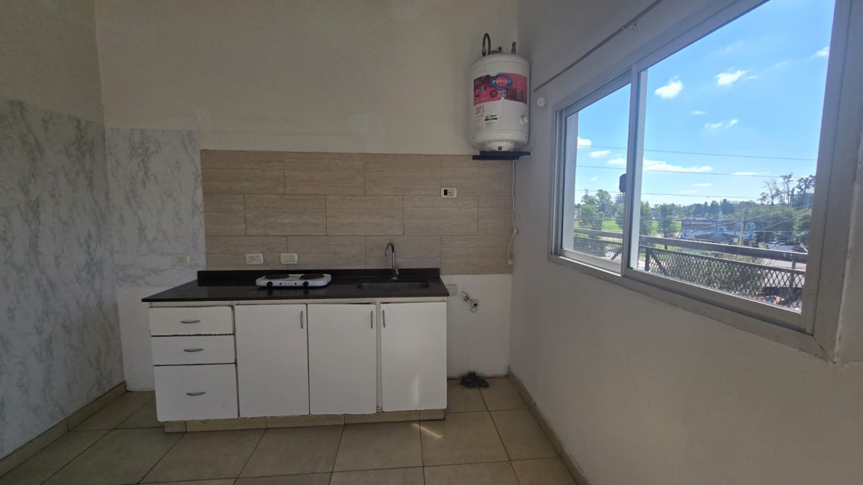 DEPARTAMENTO 2 AMB. AMPLIOS  C/ BALCON TERRAZA S/RUTA 197