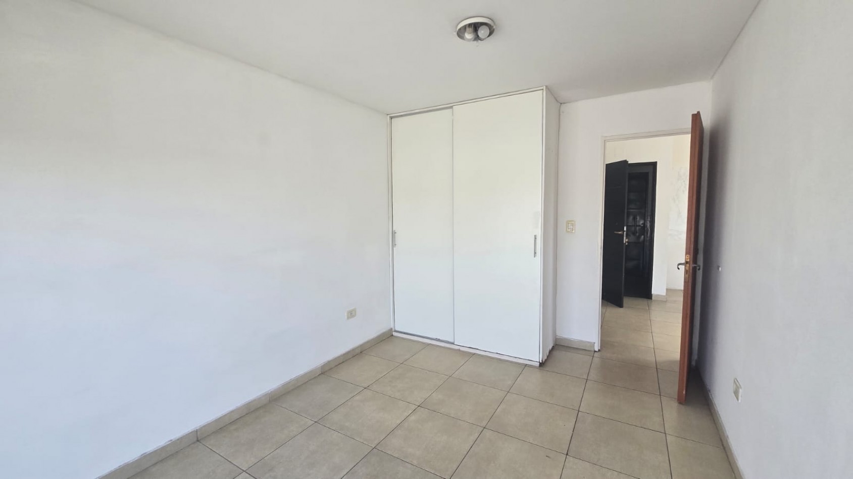 DEPARTAMENTO 2 AMB. AMPLIOS  C/ BALCON TERRAZA S/RUTA 197