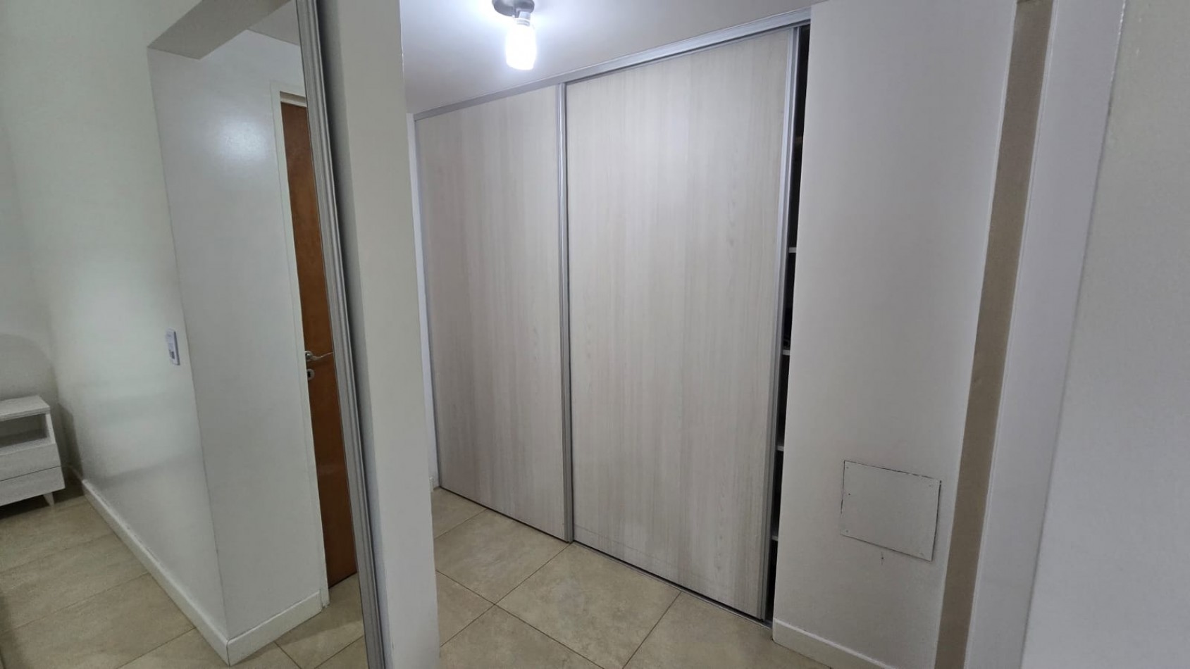 DEPARTAMENTO 3 AMB. PLANTA BAJA C/ COCHERA Y PARQUE (COMPLEJO CERRADO)