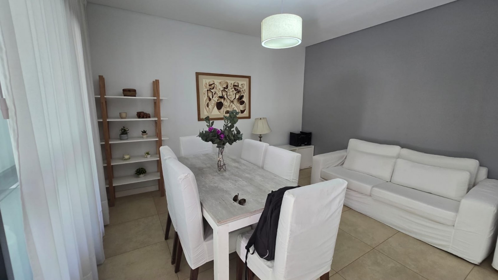 DEPARTAMENTO 3 AMB. PLANTA BAJA C/ COCHERA Y PARQUE (COMPLEJO CERRADO)