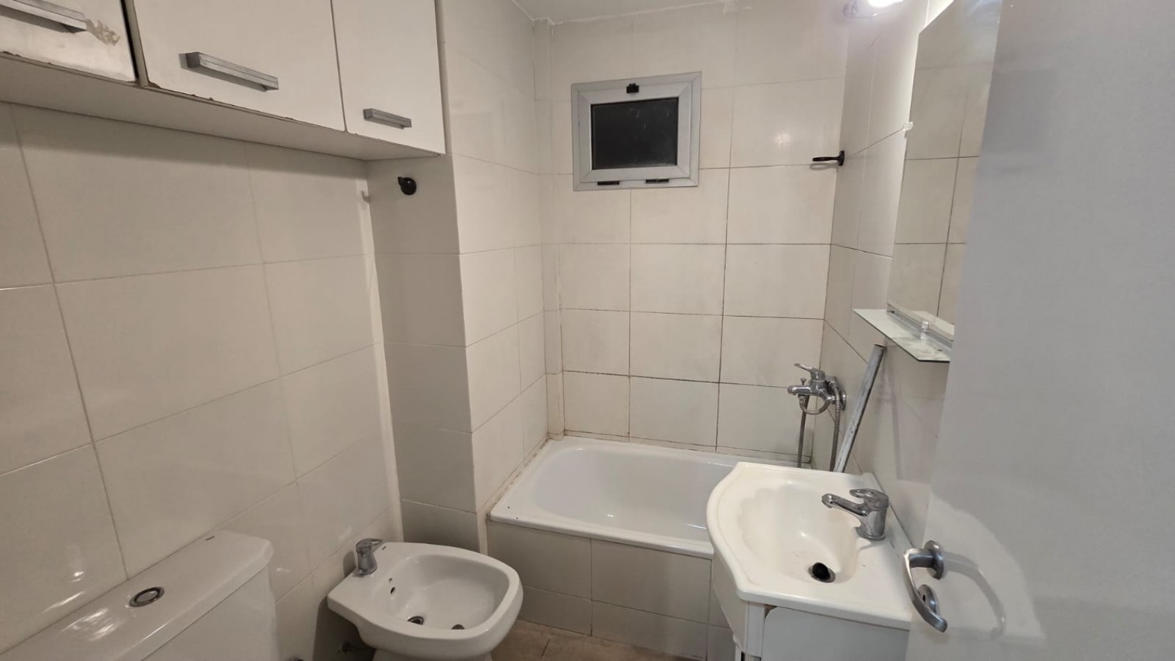 DPTO 3 AMB. C/ COCHERA Y BALCON 