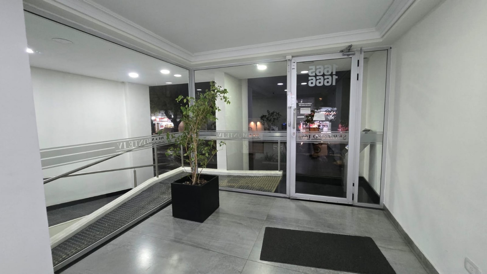 DPTO 3 AMB. C/ COCHERA Y BALCON 