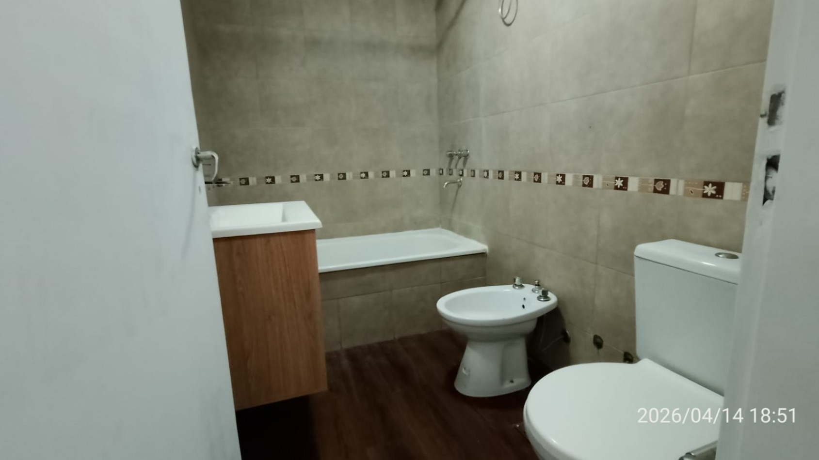 DEPARTAMENTO 2 AMB C/ COCHERA 