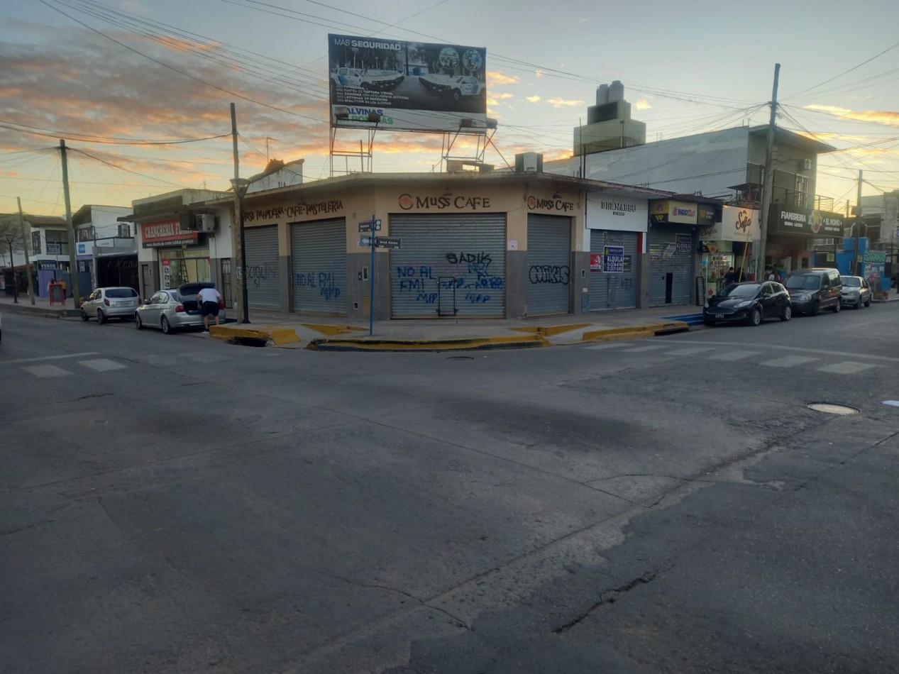 LOCAL COMERCIAL 70 M² CENTRICO EN lOS POLVORINES 