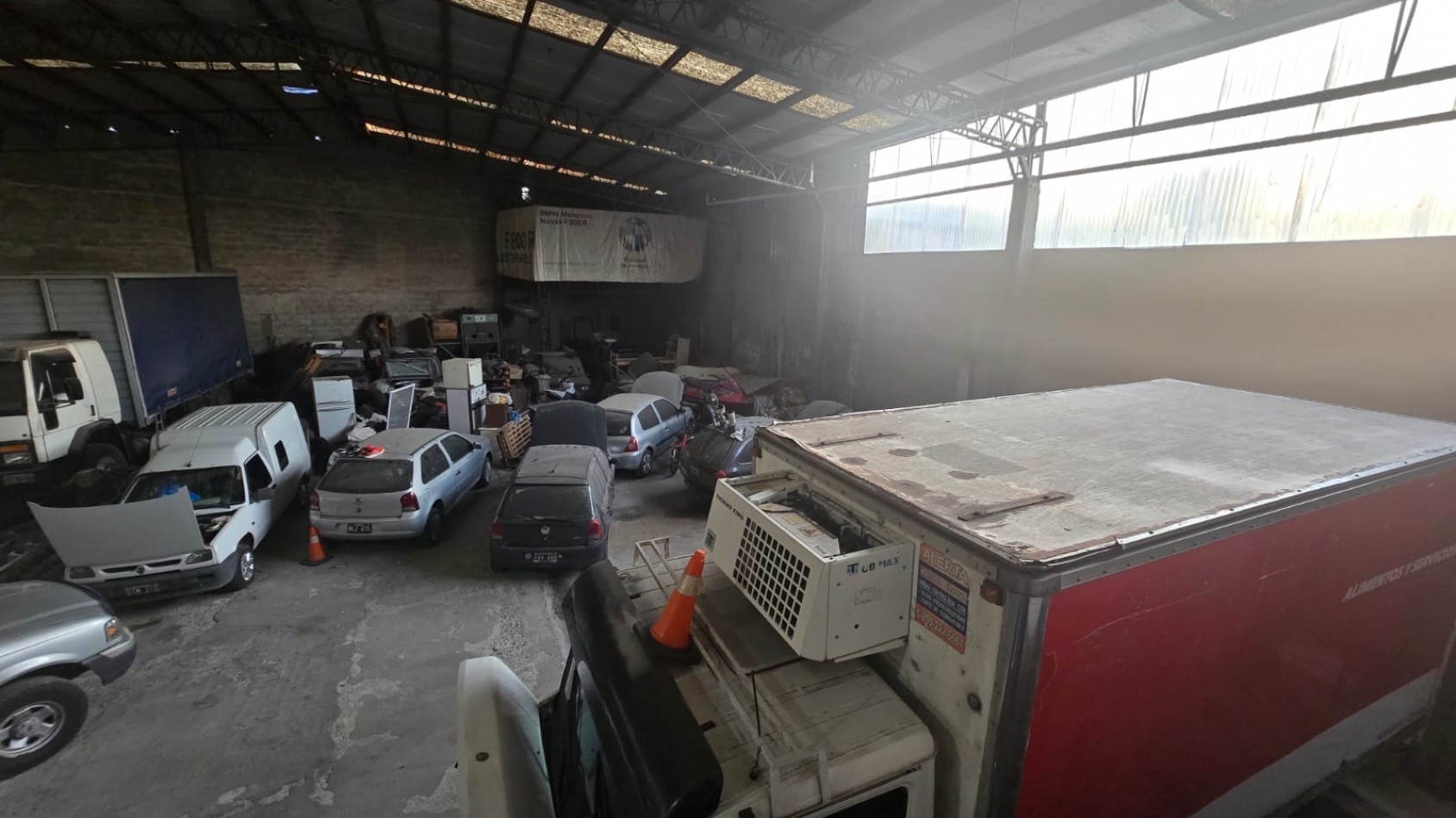 GALPON DE 980 M2. SOBRE RUTA 8 A METROS DEL CRUCE