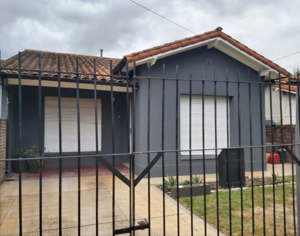 CHALET C / PILETA, QUINCHO Y PARRILLA
