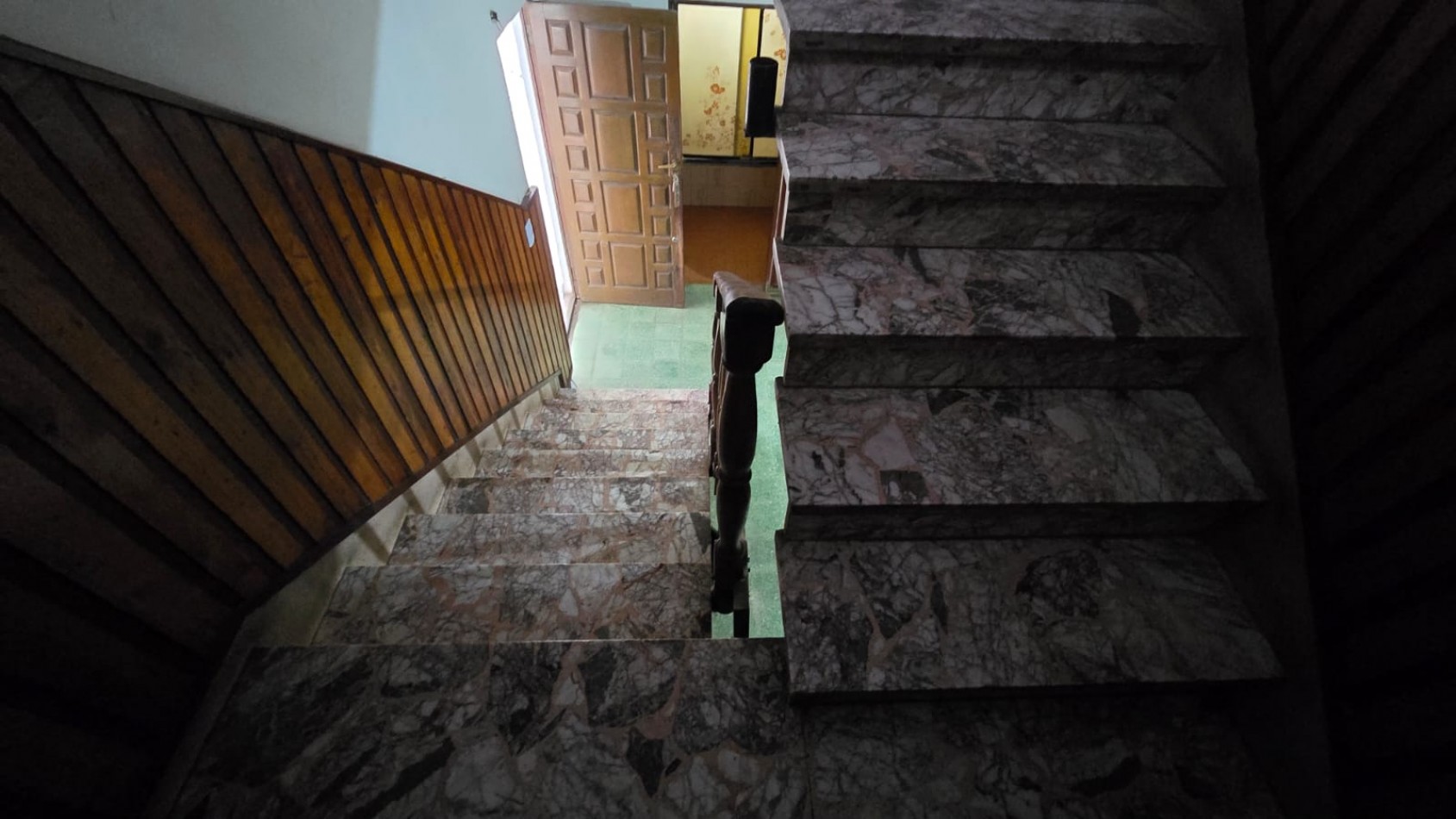 CASA 4 AMB AMPLIA CON GARAGE Y PILETA