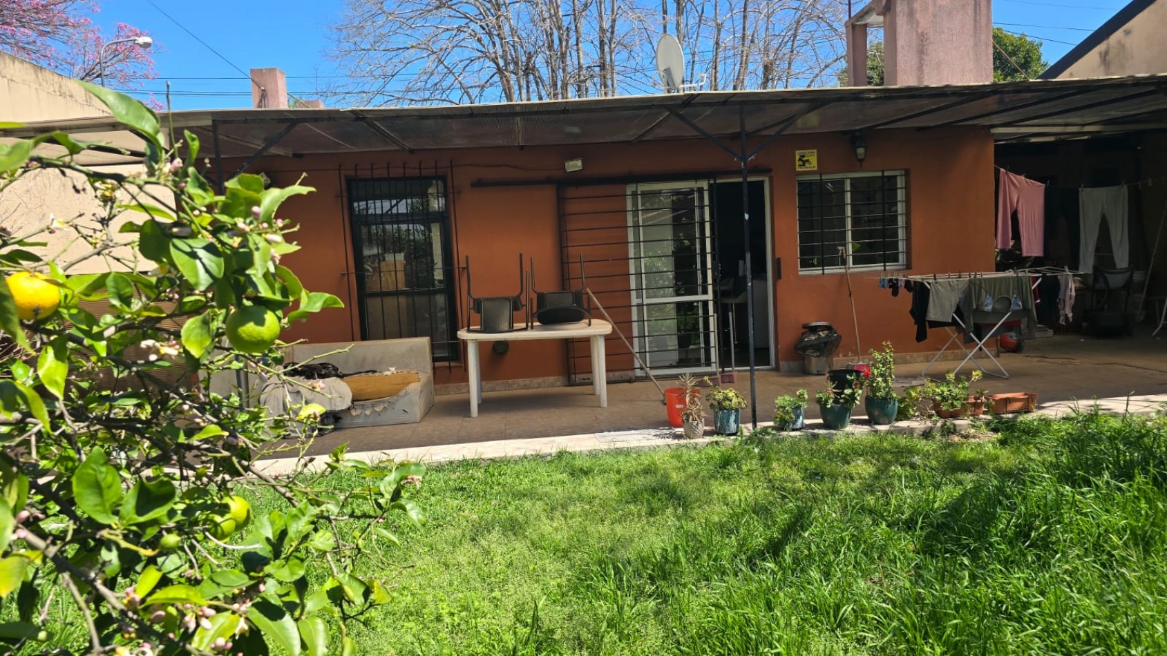 CASA 4 AMB C/ FONDO Y ENTRADA DE AUTO