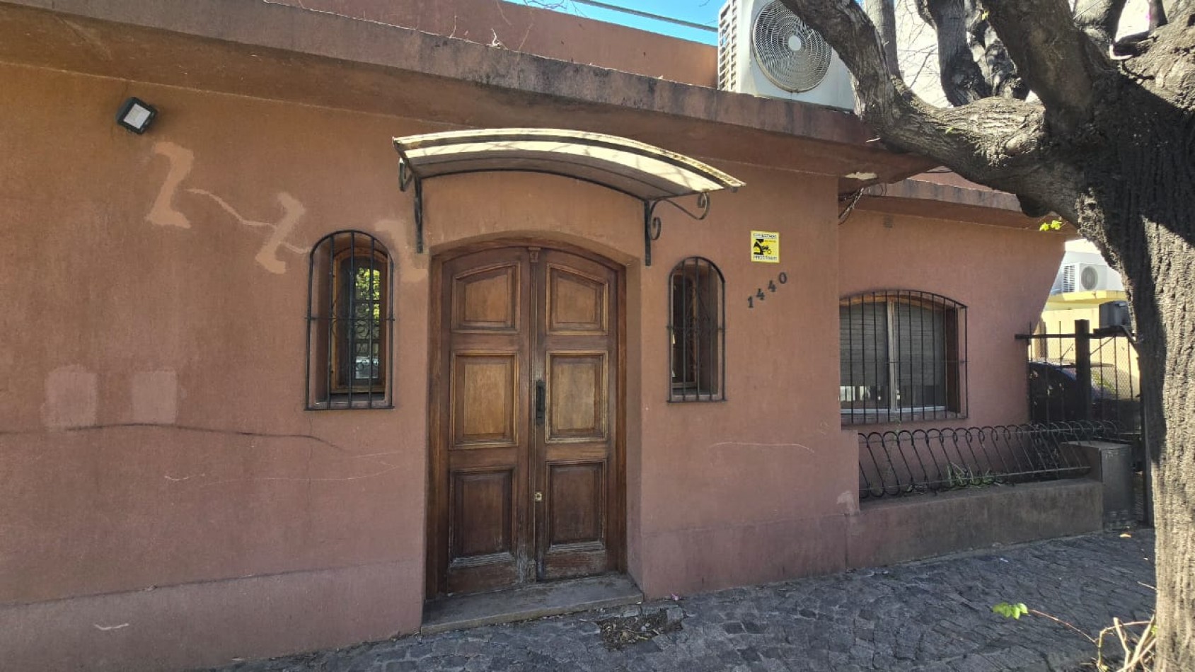 CASA 4 AMB C/ FONDO Y ENTRADA DE AUTO