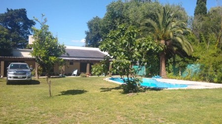 RETASADA!!  CASA QUINTA   4 AMB. PARQUE- PISCINA- B° LOS CEDROS