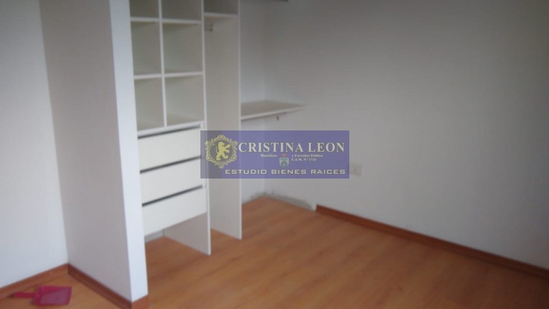 DUPLEX 3 AMB. C/ JARDIN Y COCHERA