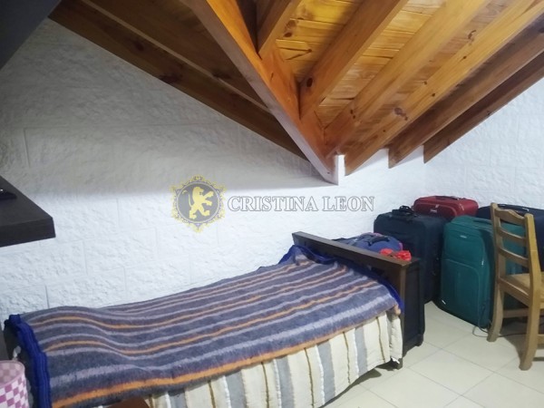 TRIPLEX DE 3 AMB. C/ COCHERA (COMPLEJO CERRADO VILLAGE II)