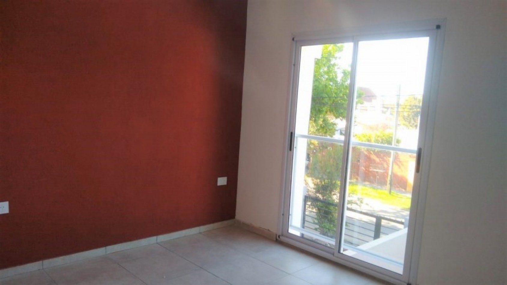 DUPLEX 3 AMB. PATIO Y COCHERA