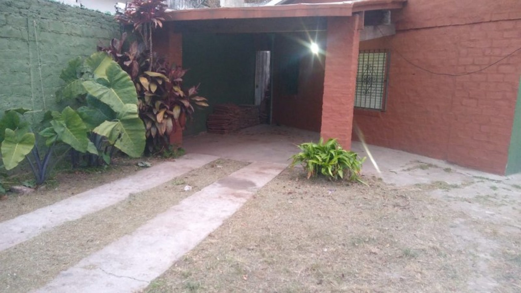 PROXIMAMENTE!!!     CASA  4 AMB. C/COCHERA Y JARDIN. (LOS POLVORINES)