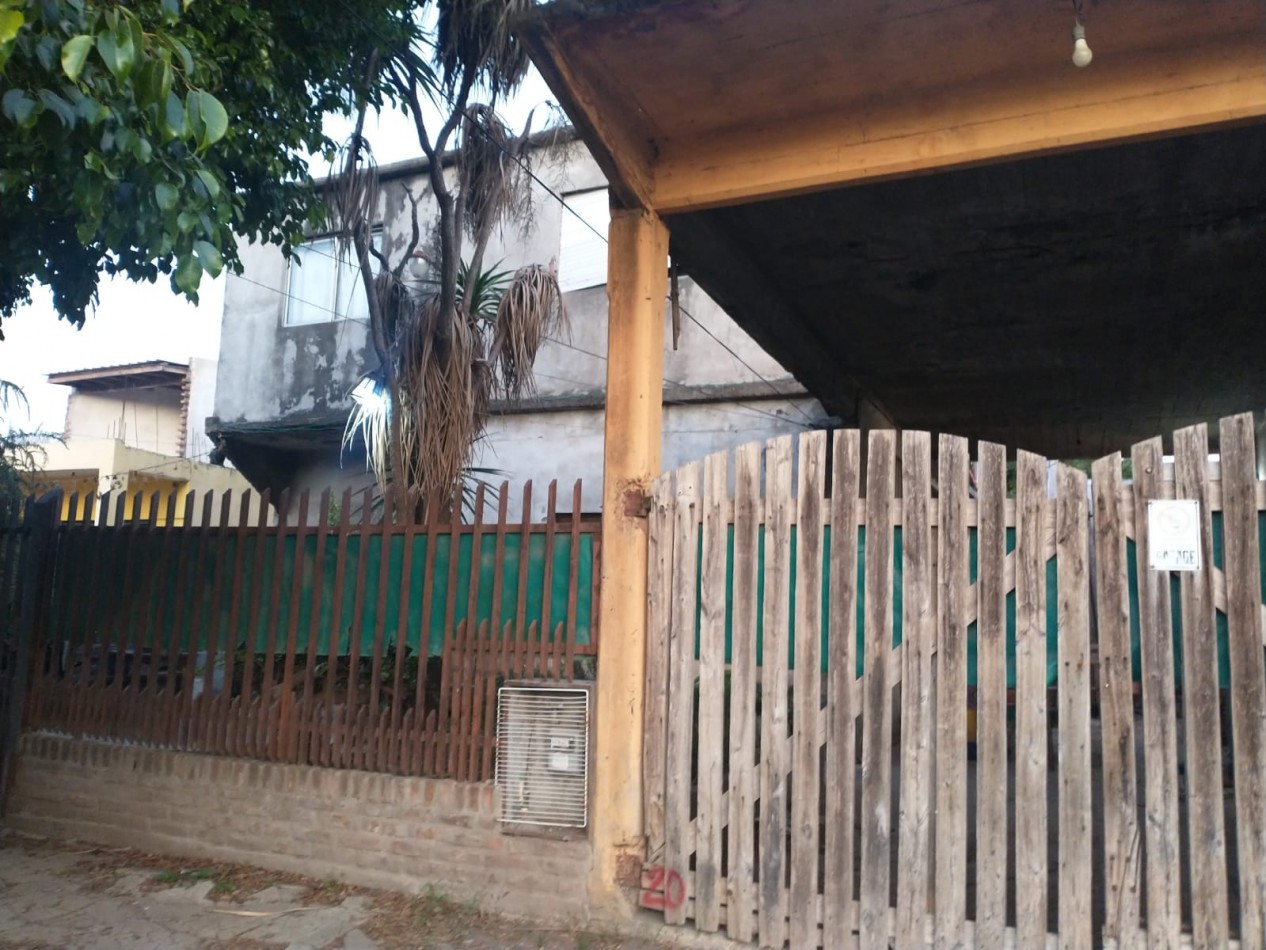 CASA AMERICANA 5 AMB. C/LOCAL/ GARAGE Y LOSA P/ CONSTRUIR