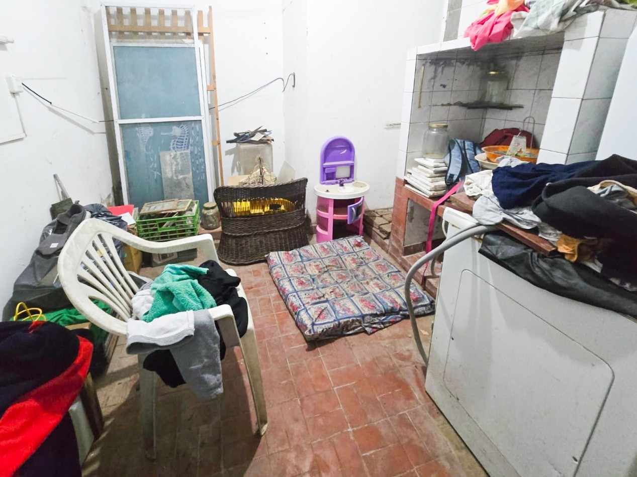 CASA 3 AMB CON DPTO 2 AMB. C/ COCHERA PARA 2 VEHICULOS