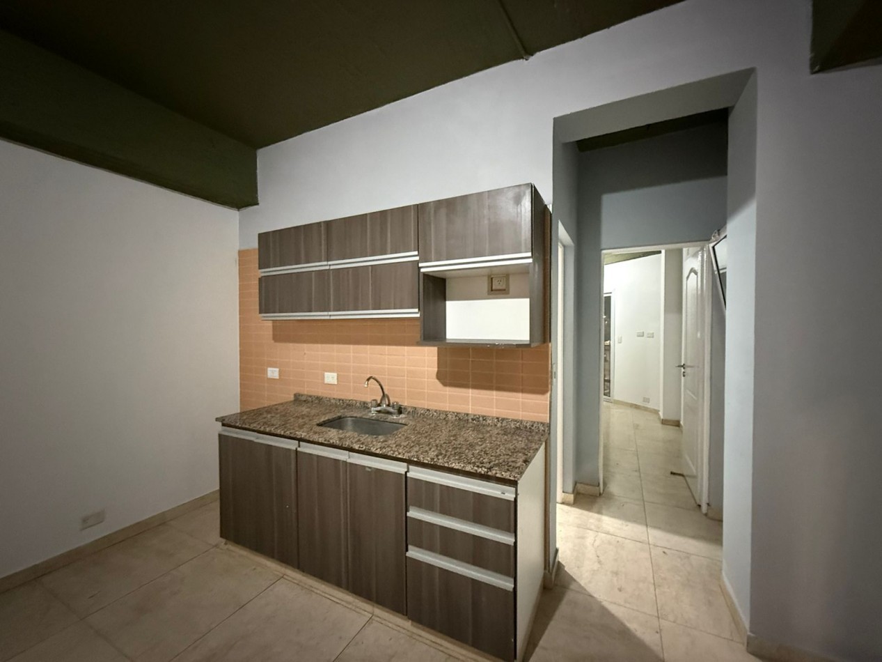 DEPARTAMENTO  2 AMB. CON  BALCON (CTRO. LOS POLVORINES)